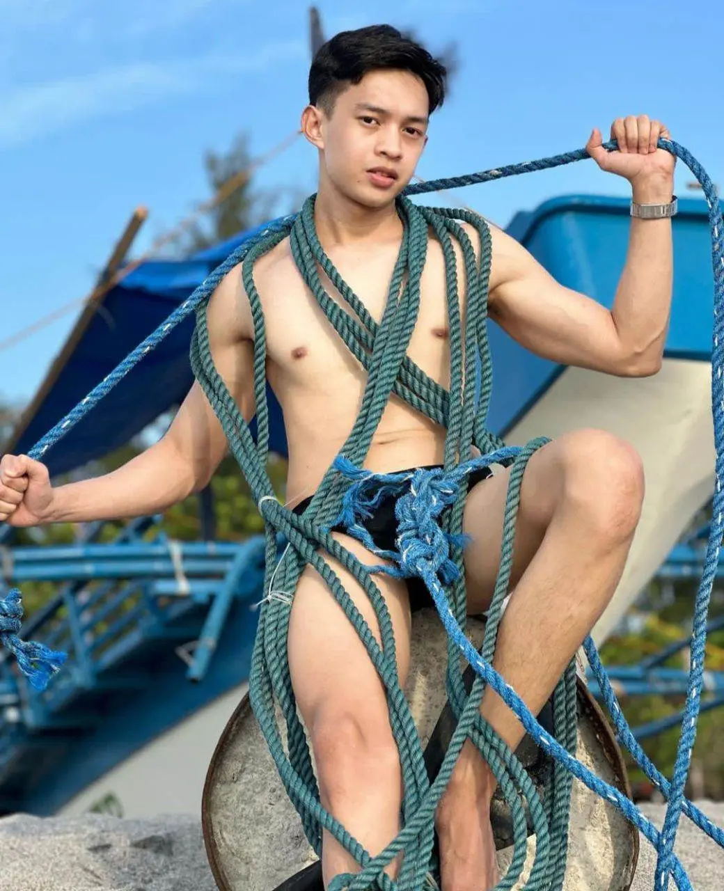 เชือกพันกาย..ใจผูกพัน
