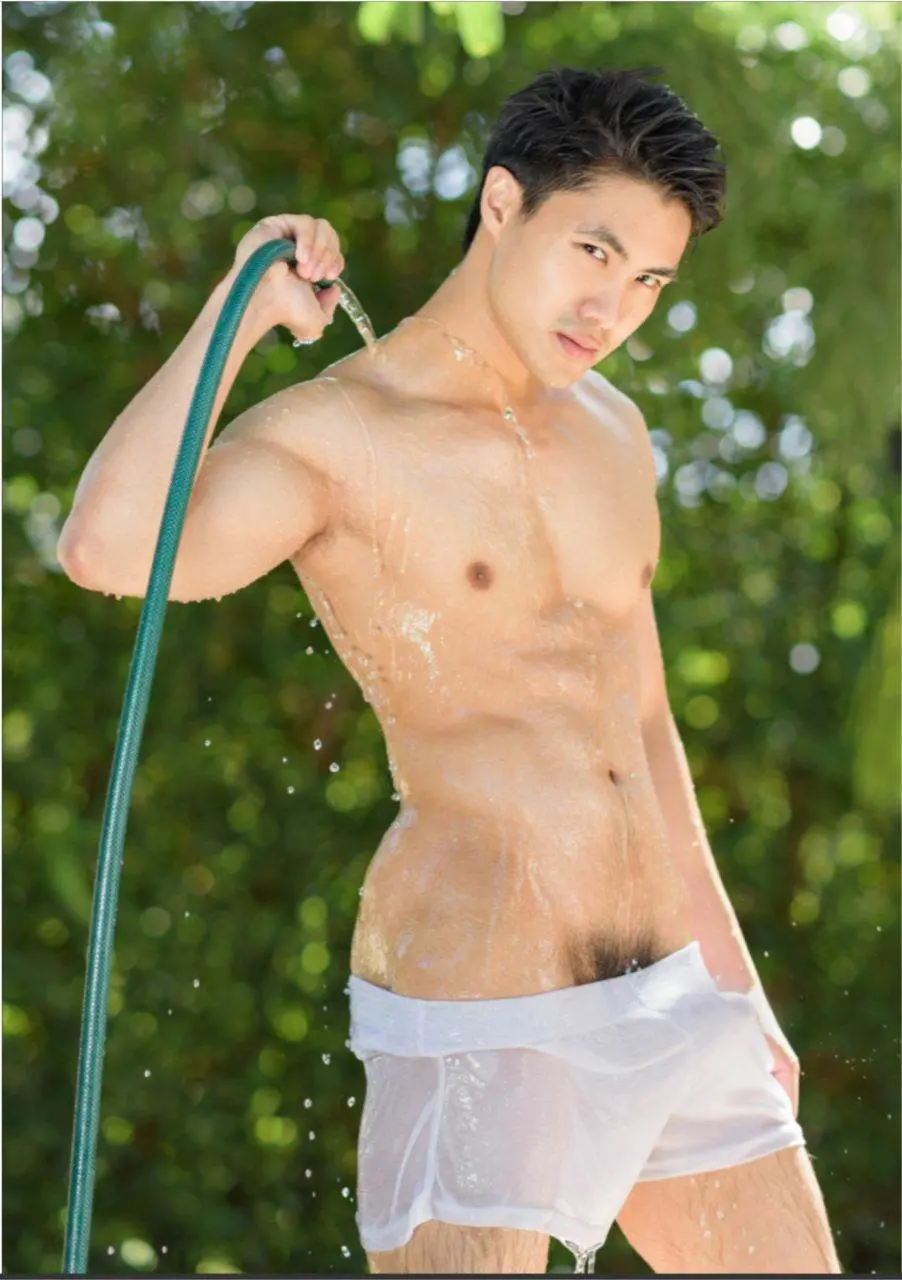 ส่องผู้ชายอาบน้ำ 42