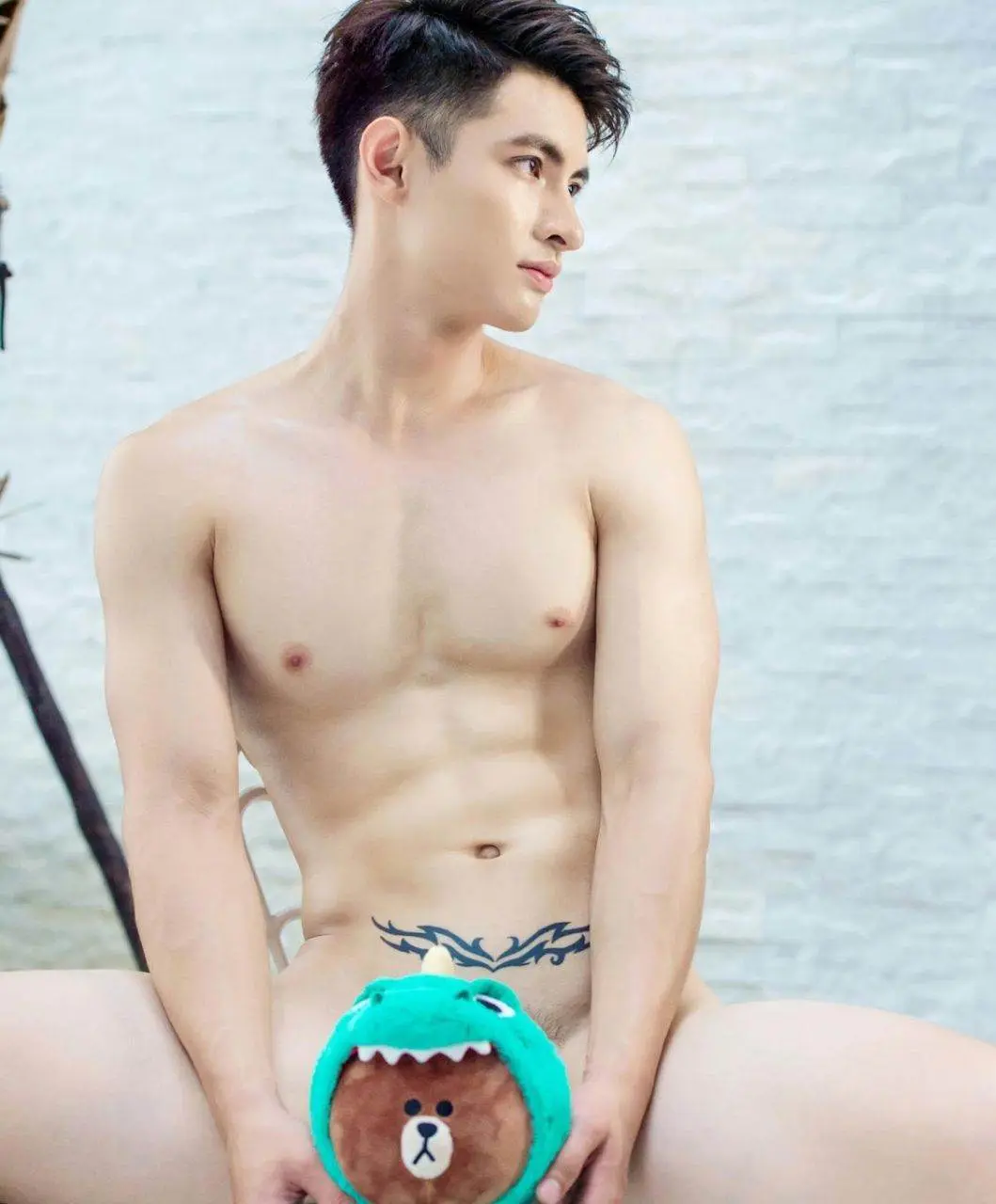 หนุ่มหล่อขึ้นปก 1148.1