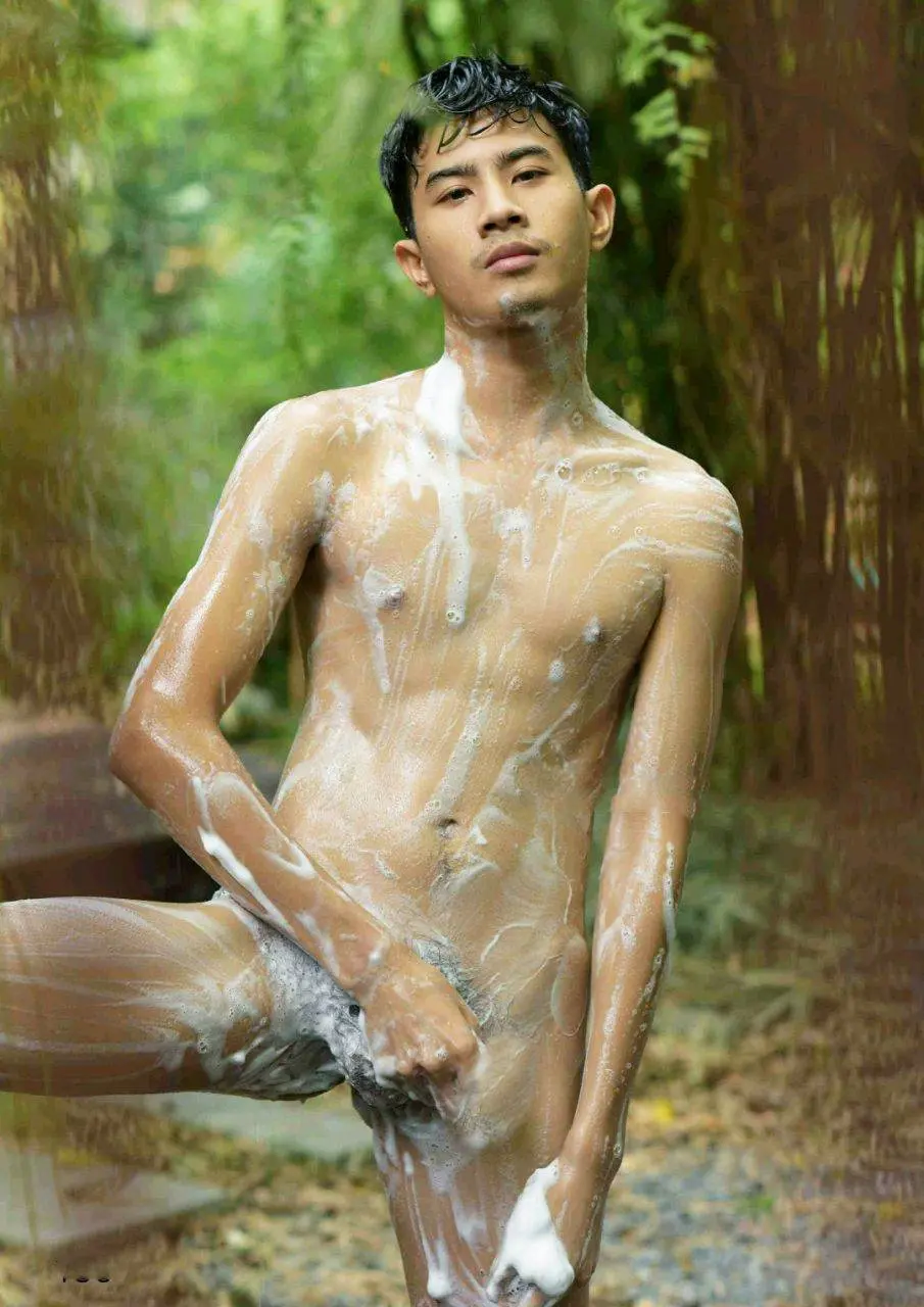 ส่องผู้ชายอาบน้ำ 43