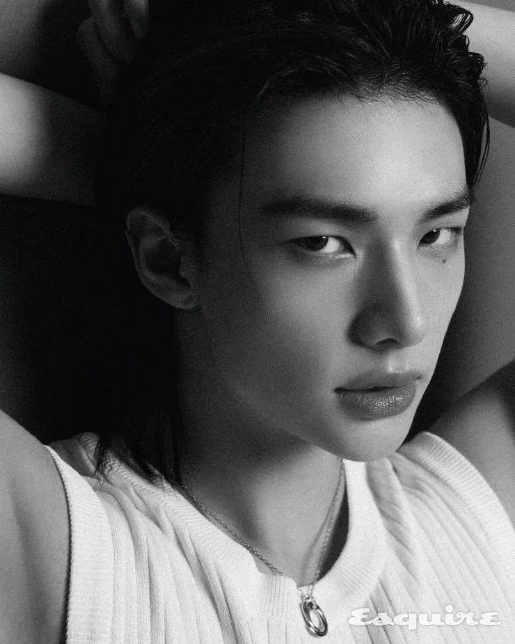 (Stray Kids) Hyunjin @ Esquire Korea June 2023