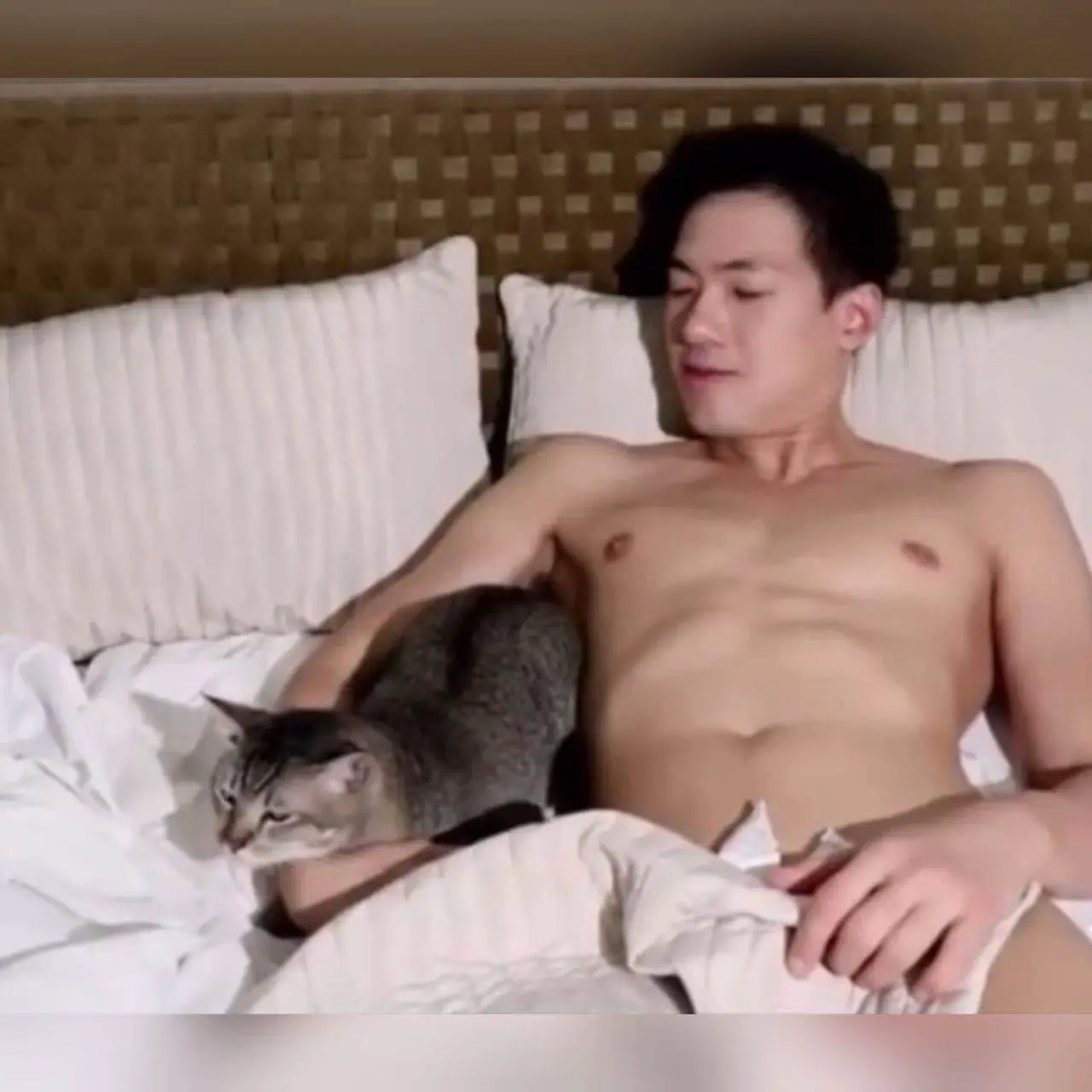 อัดฉีดผู้ชาย