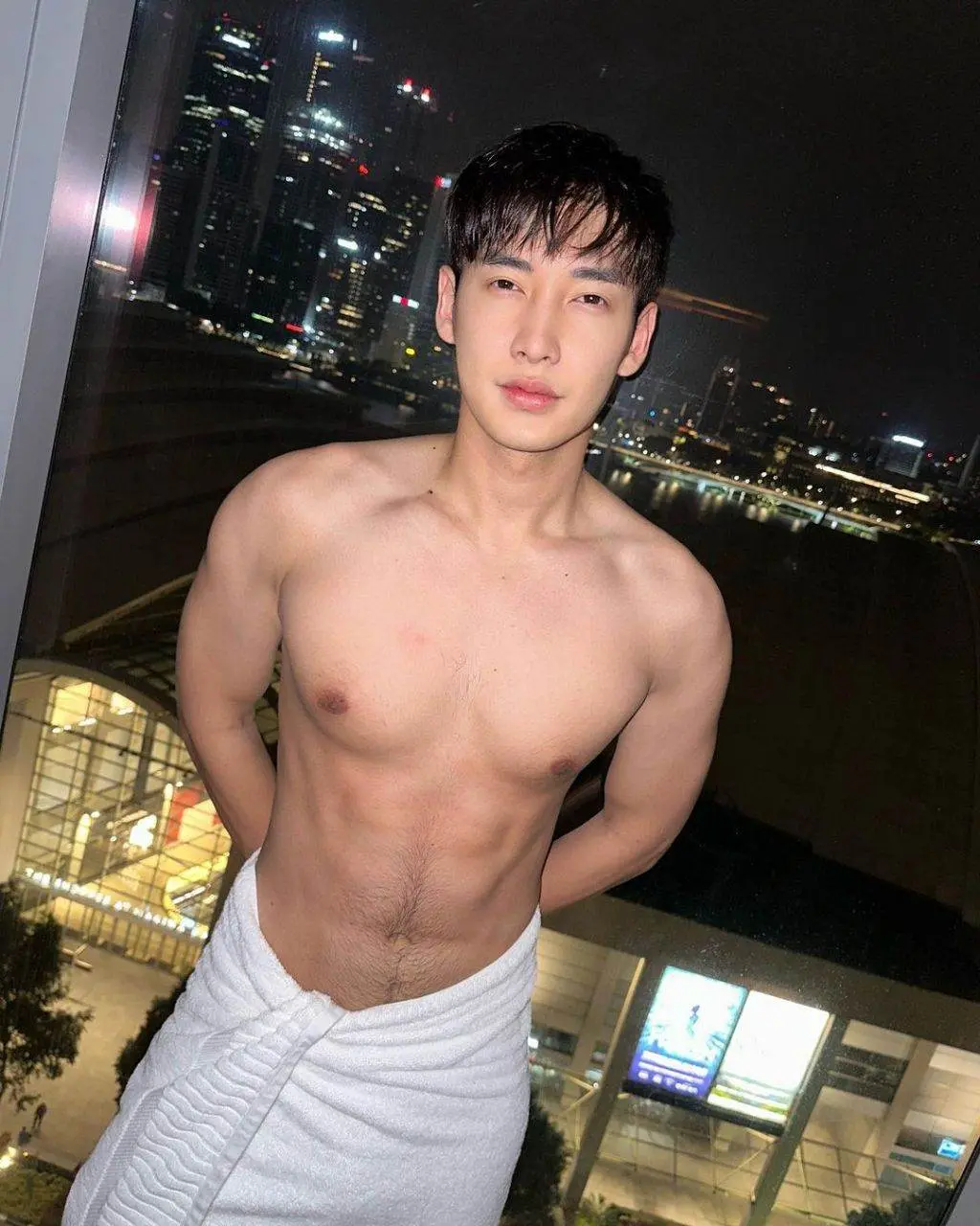วัยน่าลอง