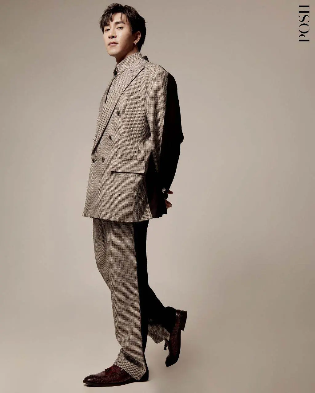 กุน-กิตติคุณ & เกี๊ยก-วัทธิกร @ POSH Magazine Thailand