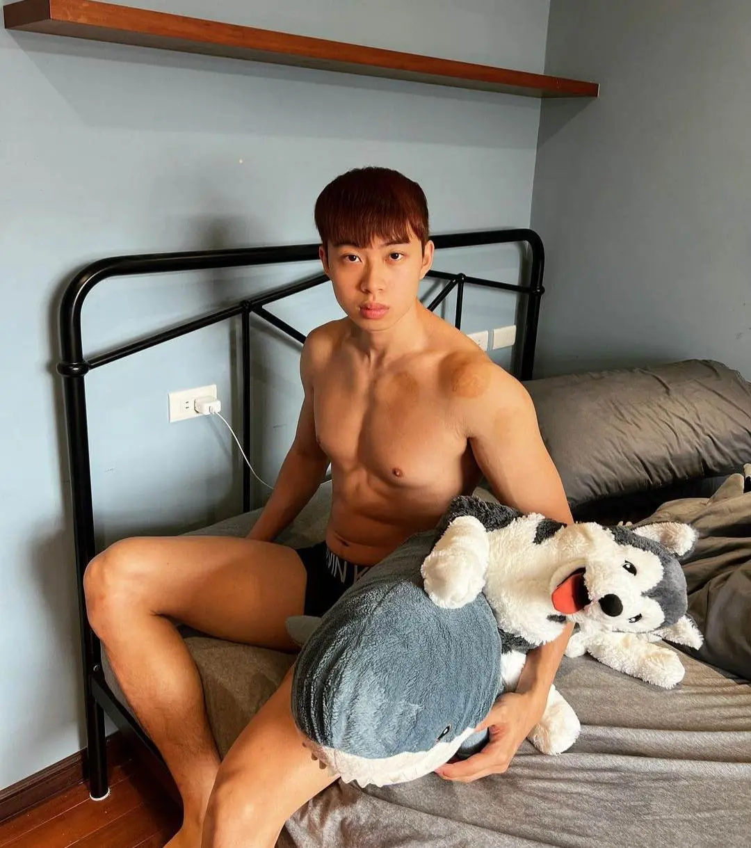 อิจฉาตุ๊กตา..ข้างเธอ