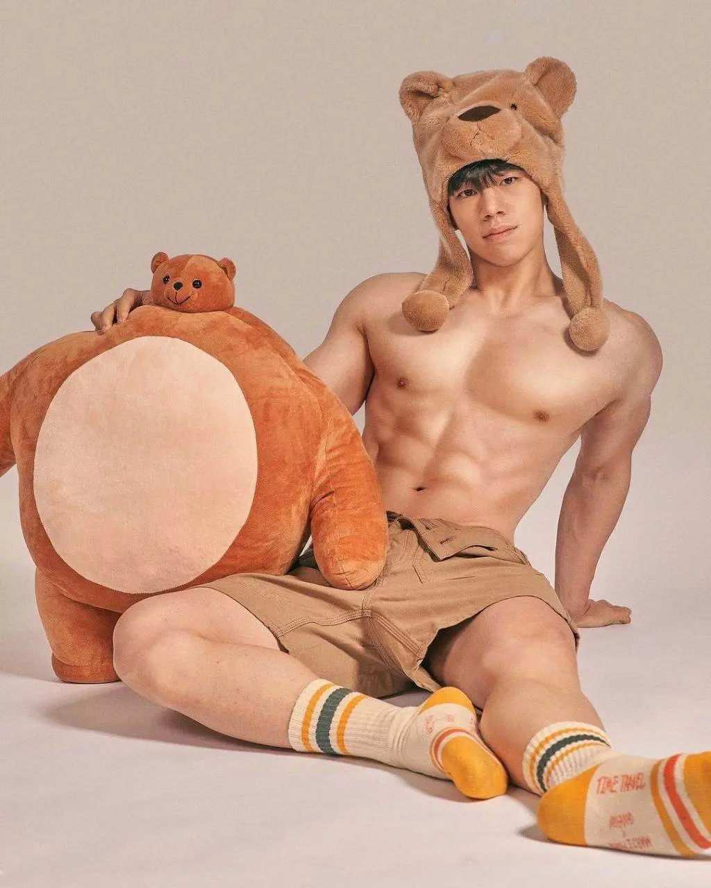 อิจฉาตุ๊กตา..ข้างเธอ
