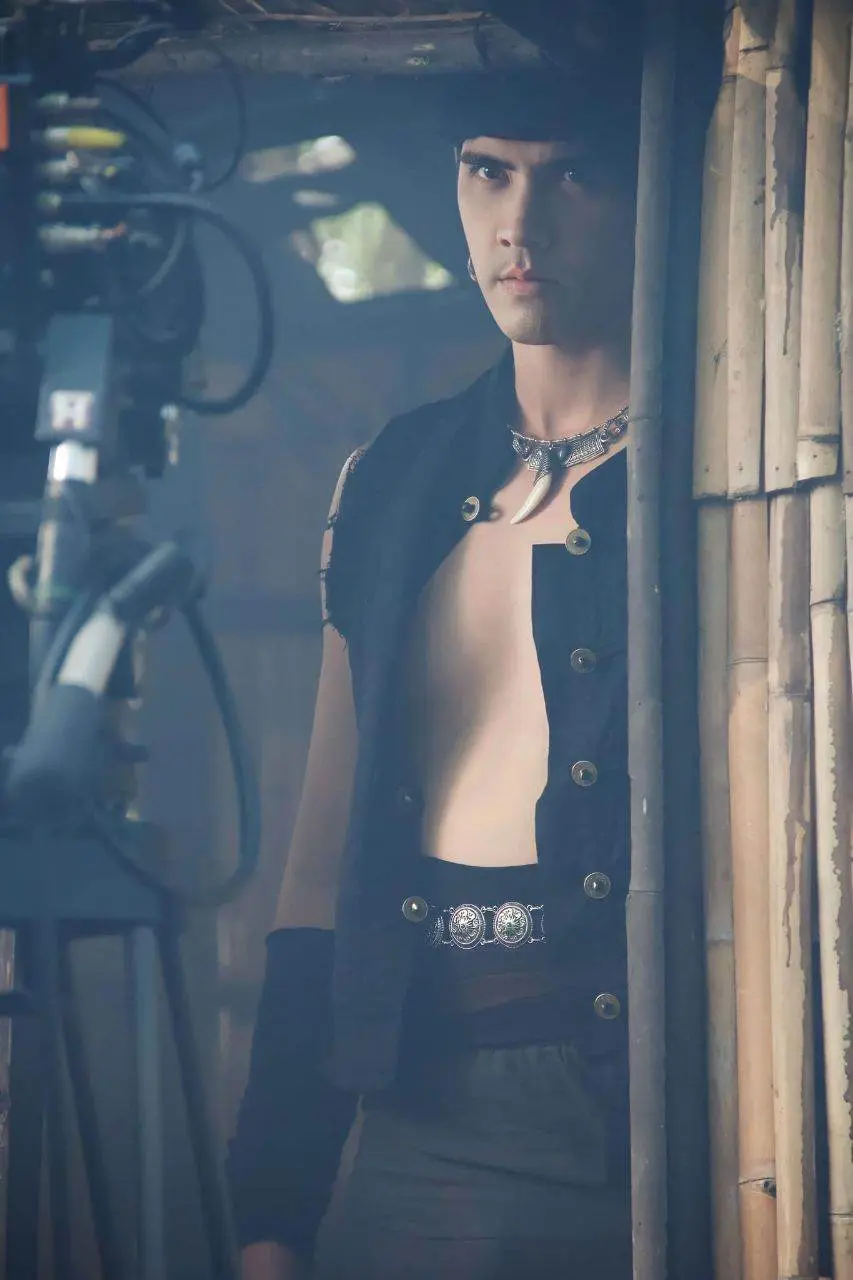 ผัวลุคแบดแซ่บสุดๆ