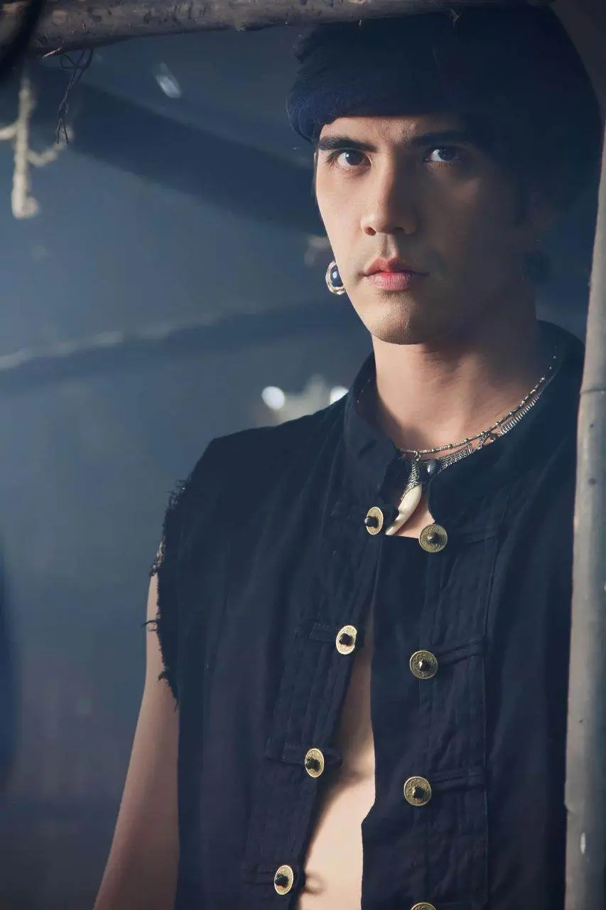 ผัวลุคแบดแซ่บสุดๆ