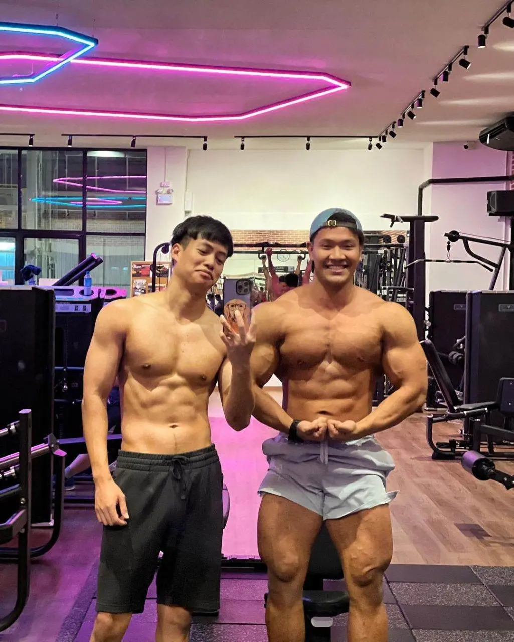 พ่อเอวสปริงของฉ้านนน