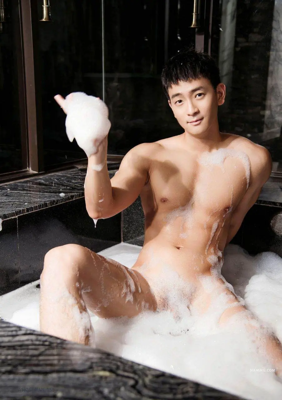 ส่องผู้ชายอาบน้ำ 47