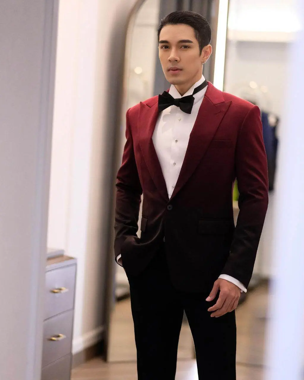 หนุ่มหล่อทรงกร้าวใจ // ▽ // 3