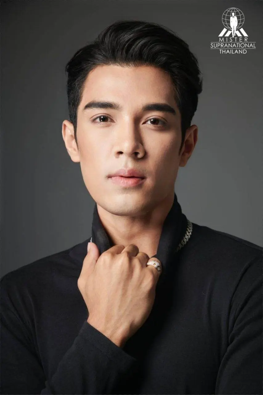หนุ่มหล่อทรงกร้าวใจ // ▽ // 3