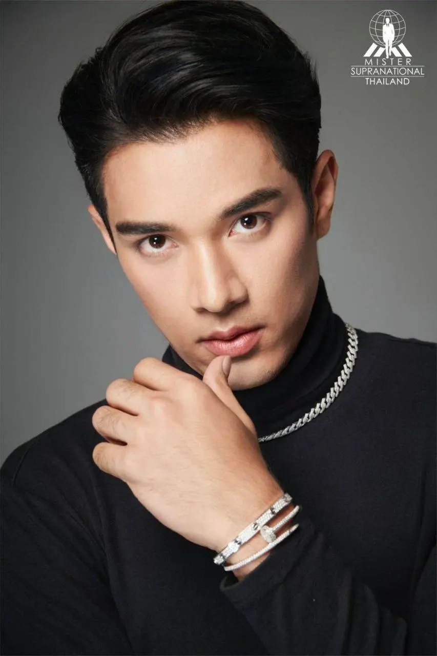 หนุ่มหล่อทรงกร้าวใจ // ▽ // 3