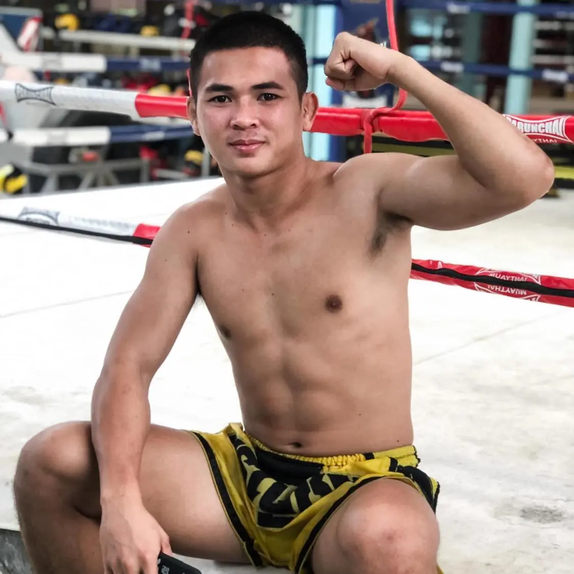 ผัวหล่อแหล่มเด่นทางกีฬา