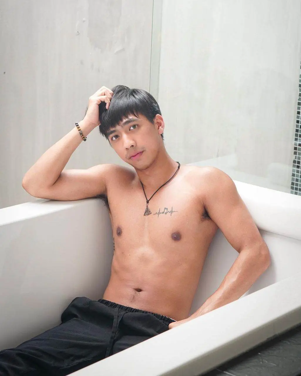 แบบนี้ลิ้นสั่นสู้