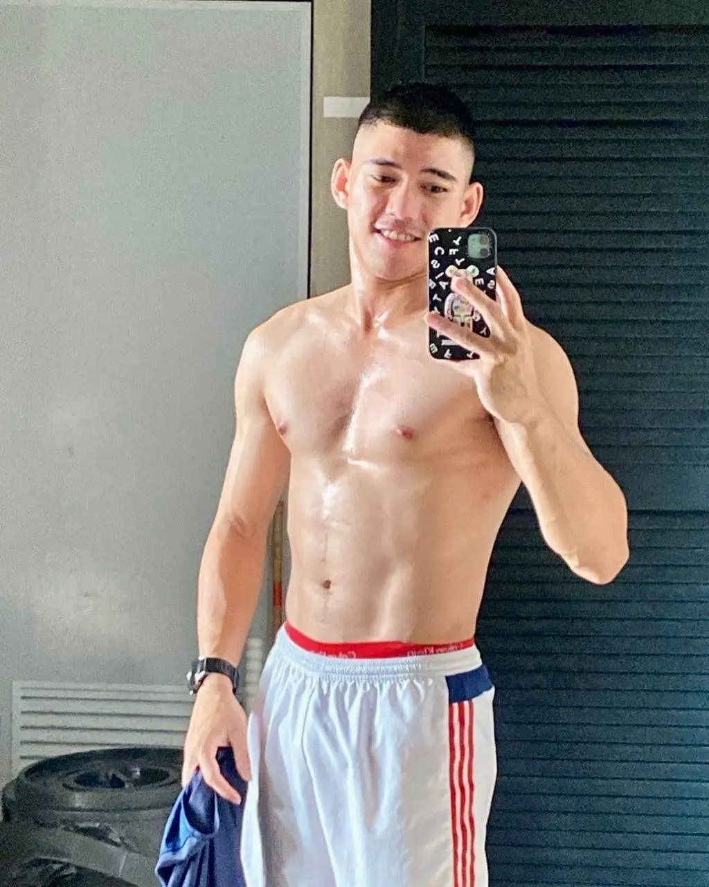 แบบนี้ลิ้นสั่นสู้