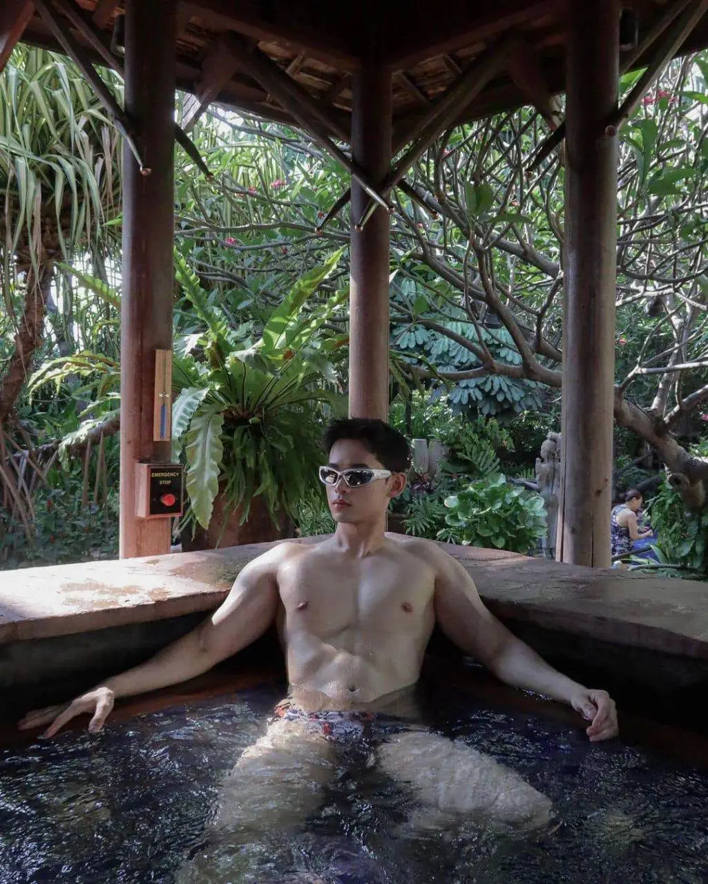 ใช้คำว่าแซ่บหลาย