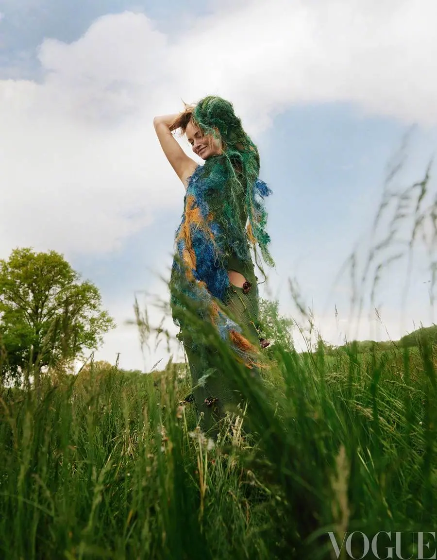 Quannah Chasinghorse, Lina Zhang & Amber Valletta @ VOGUE China July 2023
