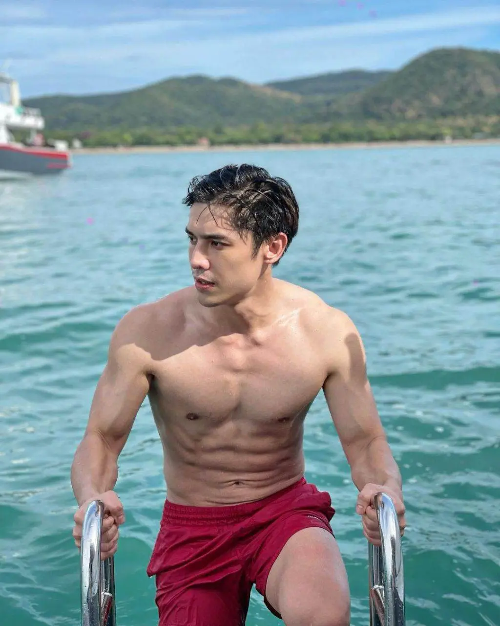 ผัวยั่วสวาท