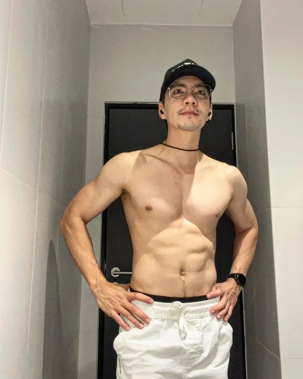 บรรดาสามีอยากอ๊อกๆ