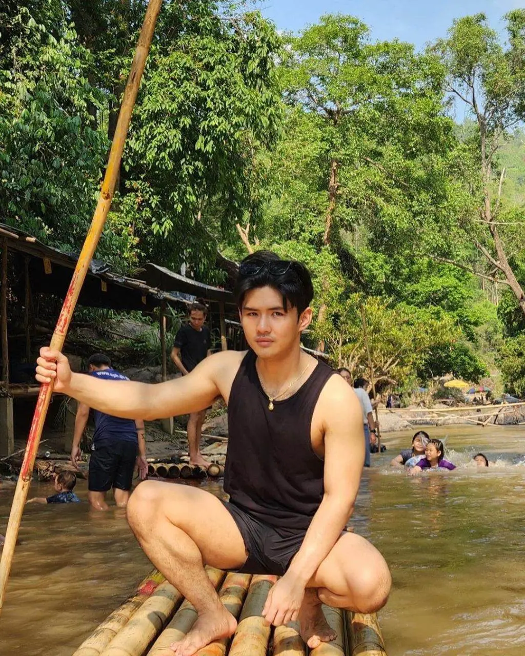 ยั่วไม่ต้องยั้ง