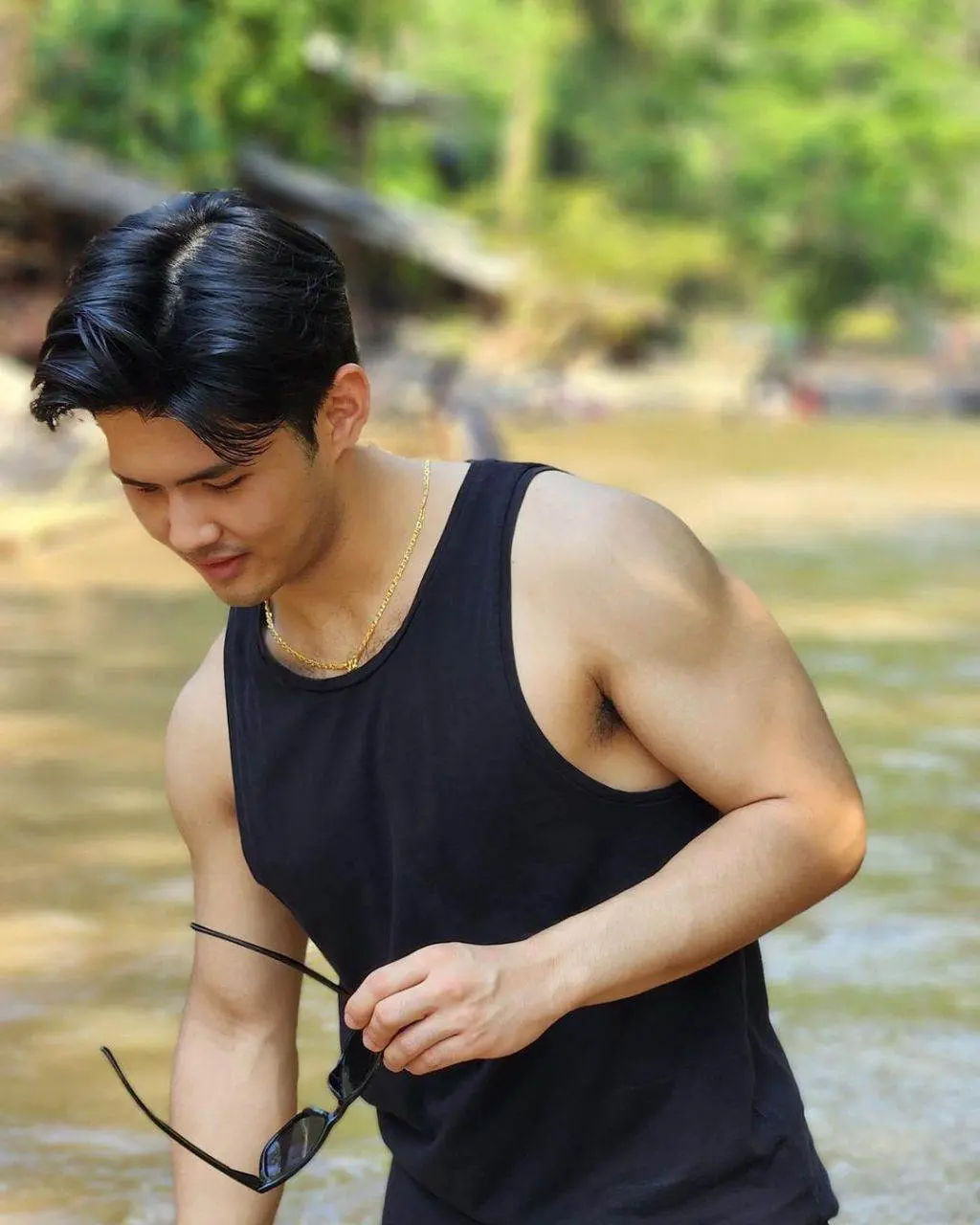 ยั่วไม่ต้องยั้ง
