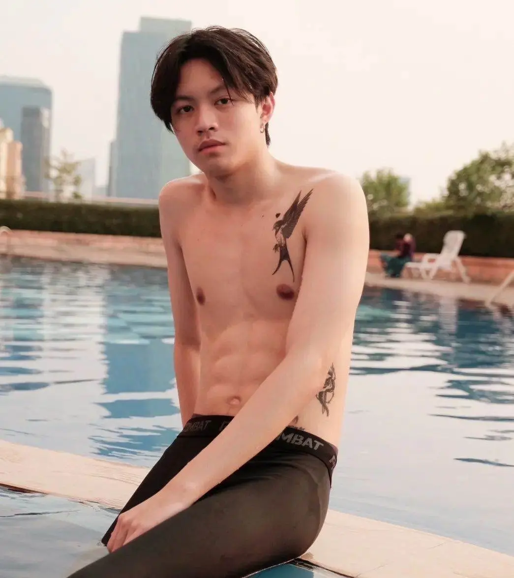คอมพลีสมาก