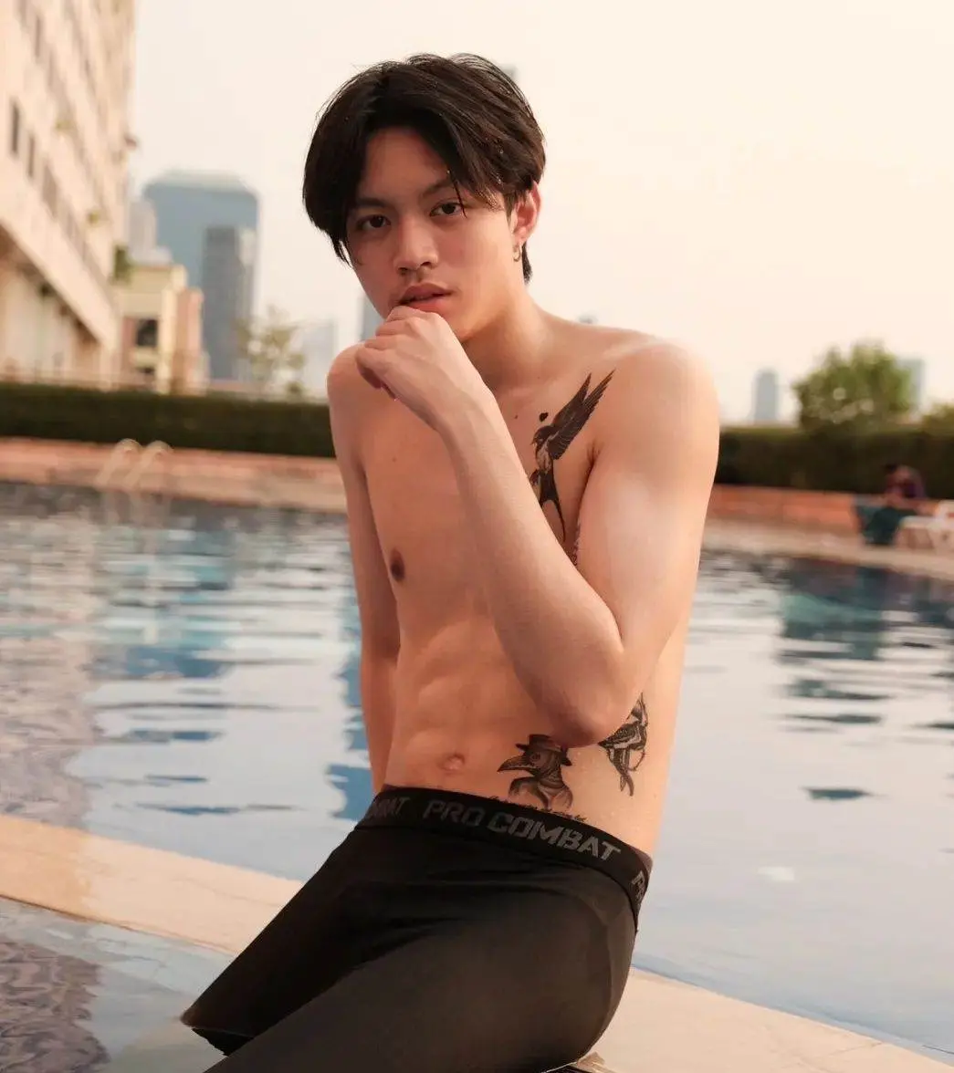 คอมพลีสมาก