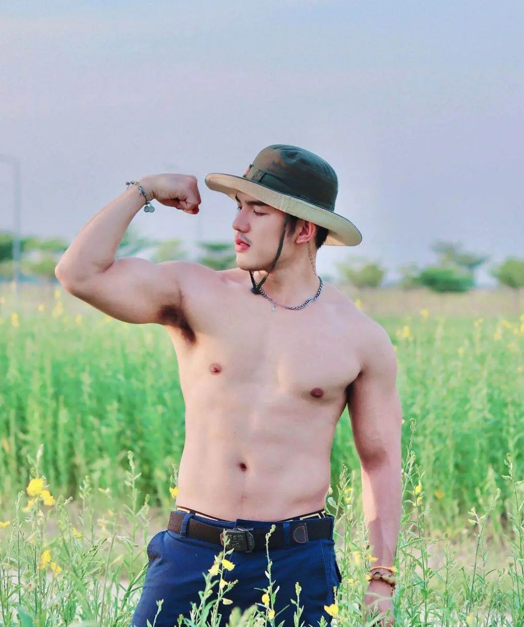 ชมทุ่ง