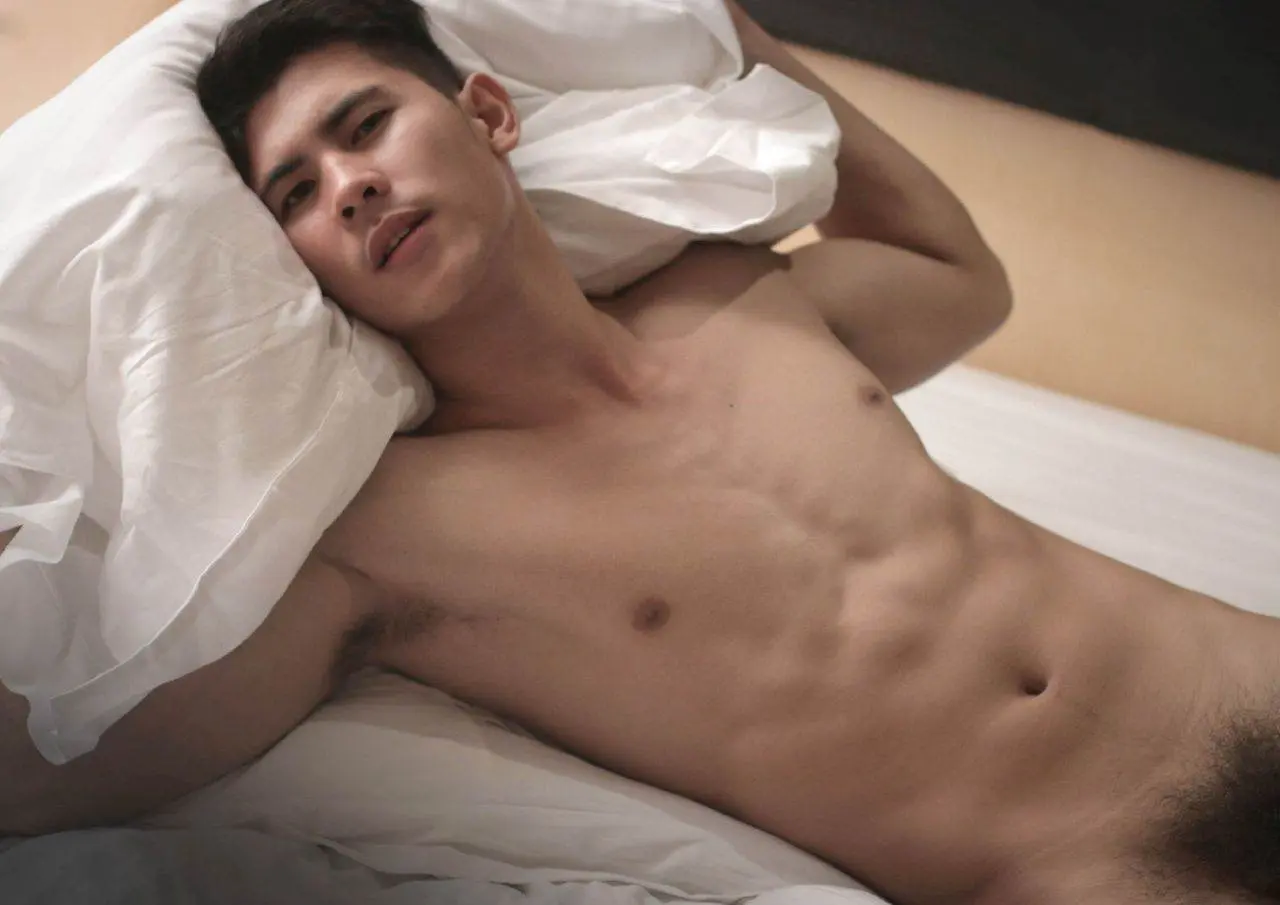 ส่องหนุ่ม 230