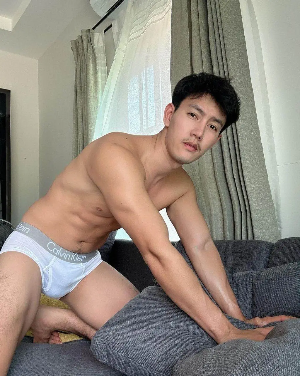 ส่องหนุ่ม 232