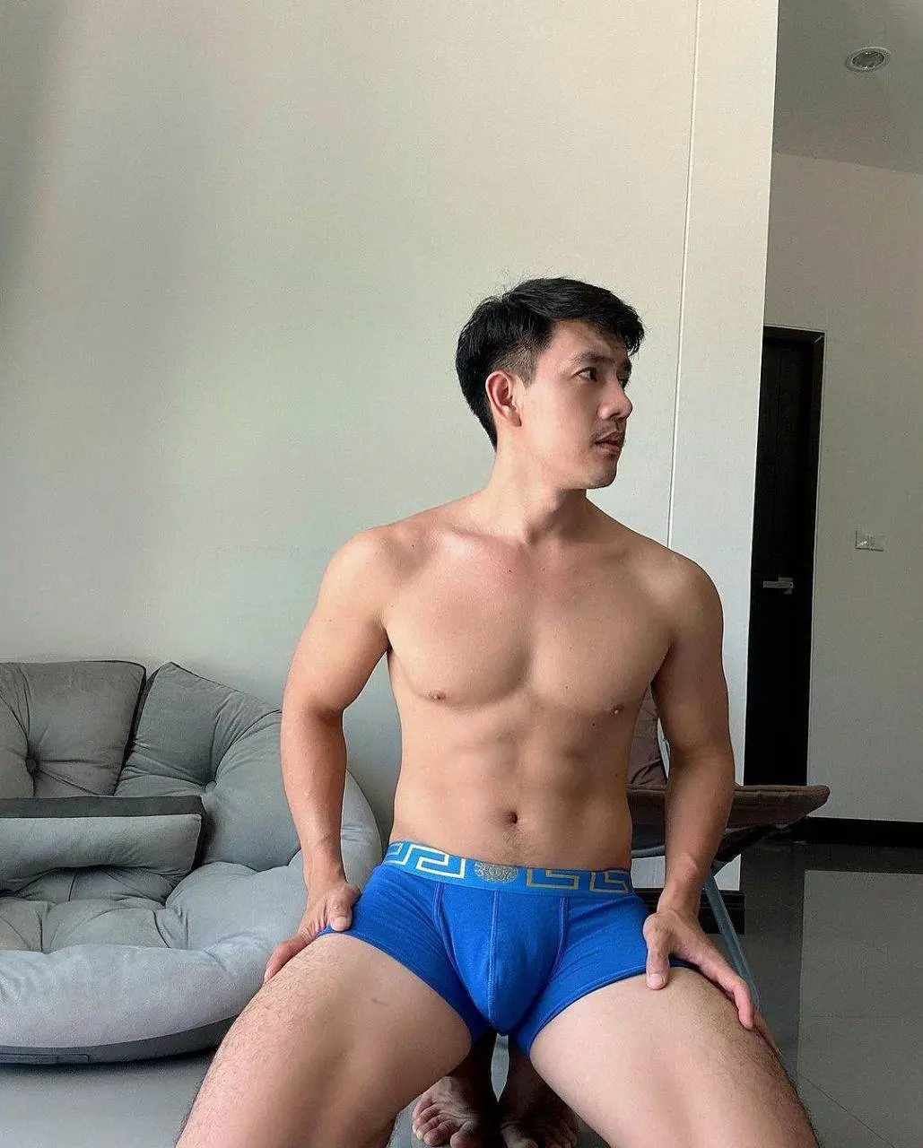 ส่องหนุ่ม 232