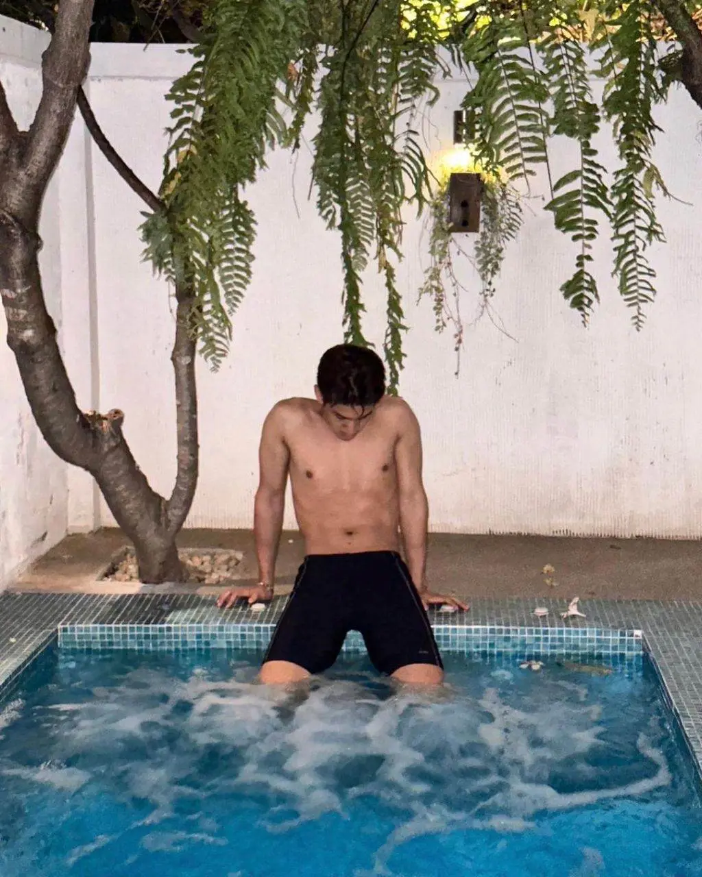 โดนน้ำมนต์สะกดแรงๆ