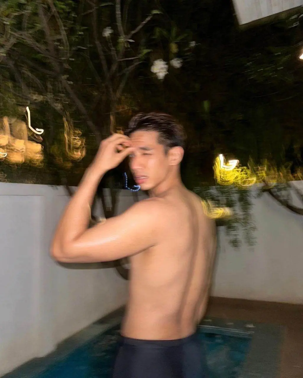 โดนน้ำมนต์สะกดแรงๆ