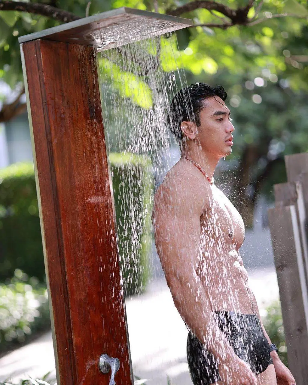 เรียกว่าของแซ๋บ