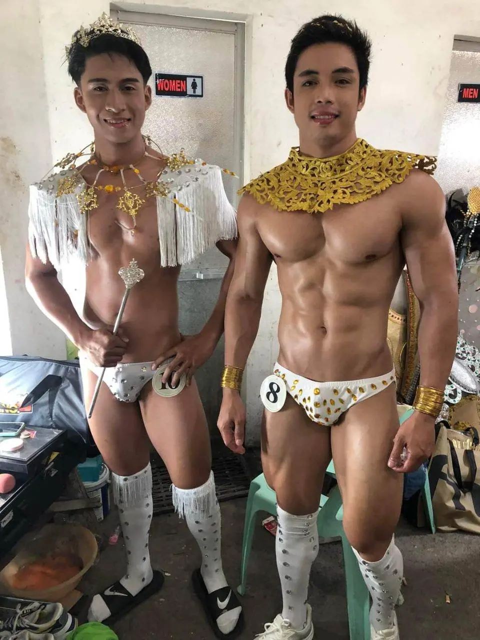 หนุ่มๆฟิลิปปินส์จากเวทีประกวด