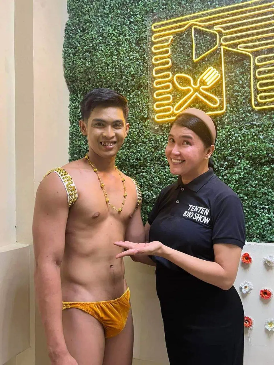 หนุ่มๆฟิลิปปินส์จากเวทีประกวด
