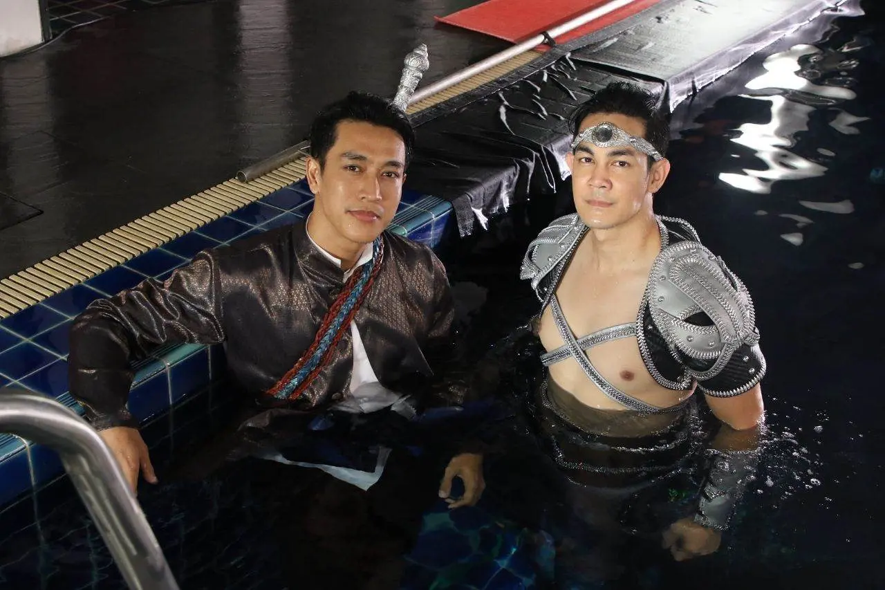 ยิ่งถอดยิ่งแซ่บ