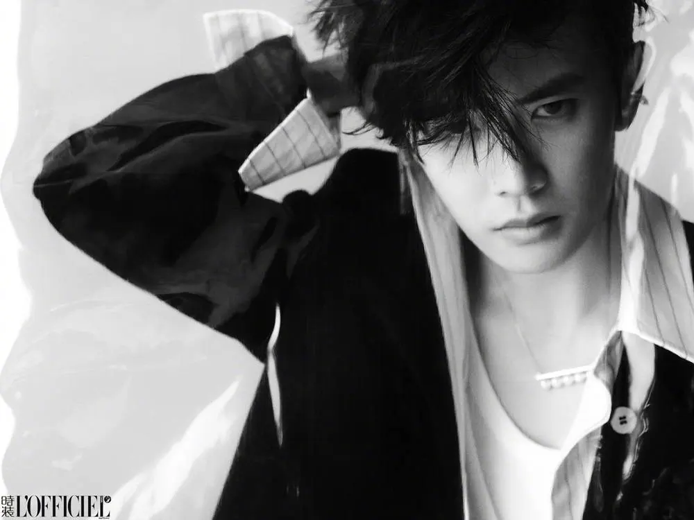 Ren Jialun @ L&rsquo;Officiel China August 2023