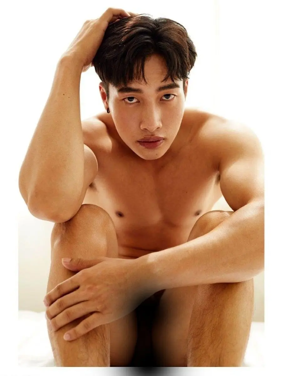 หนุ่มหล่อขึ้นปก 1151.3