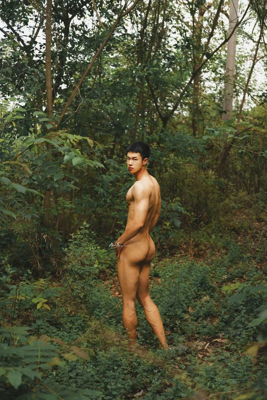 หนุ่มหล่อขึ้นปก 1158.1