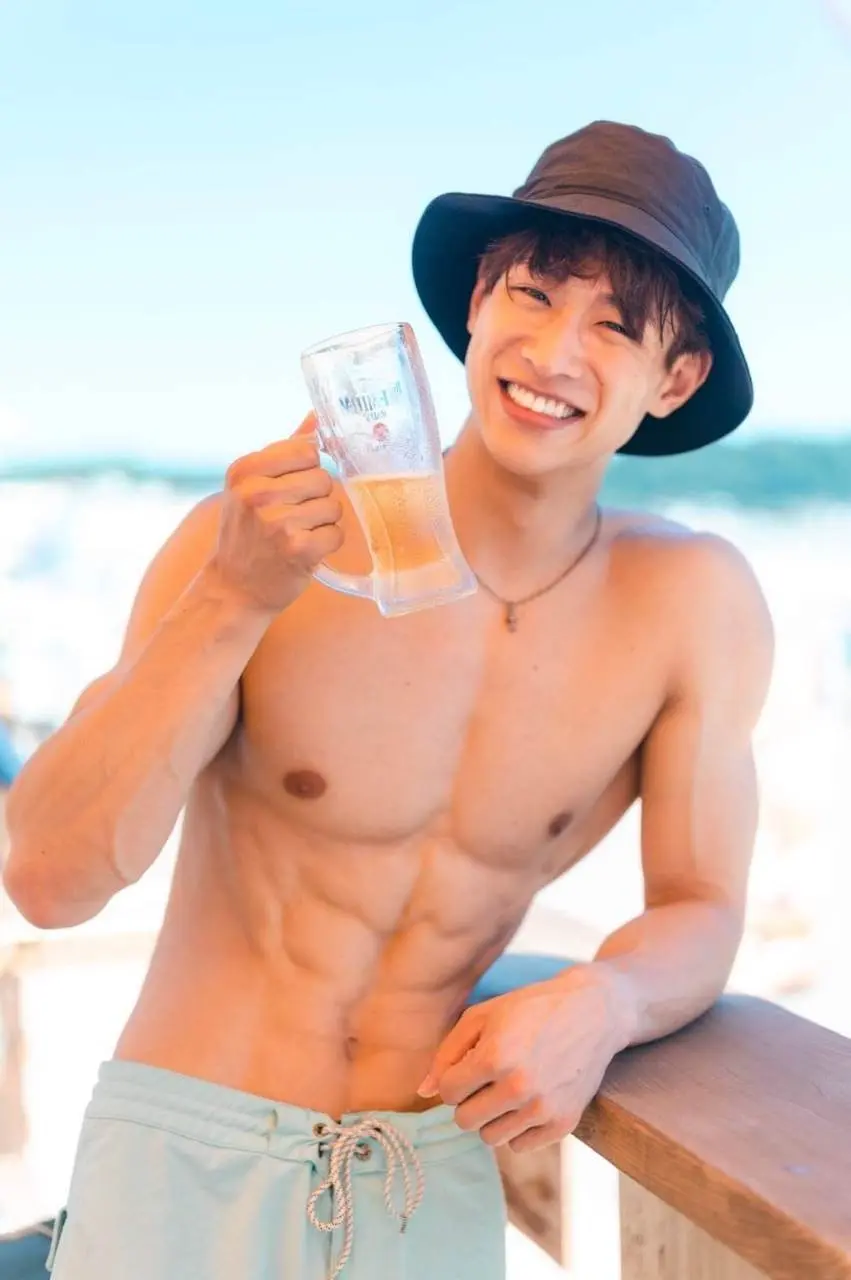 ถอดโชว์เรือนร่าง 2816