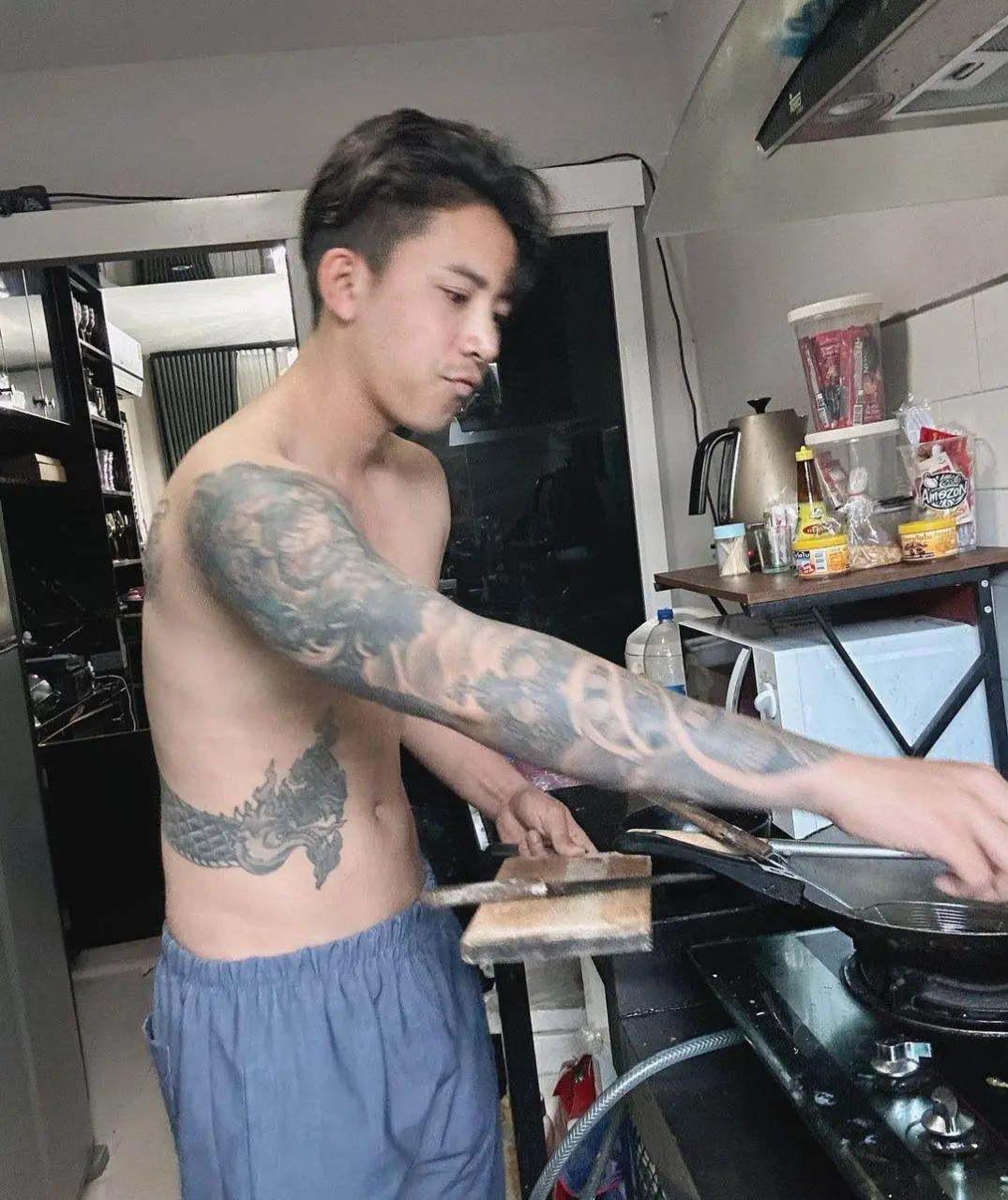 สร้างเขื่อนน้ำทะลัก