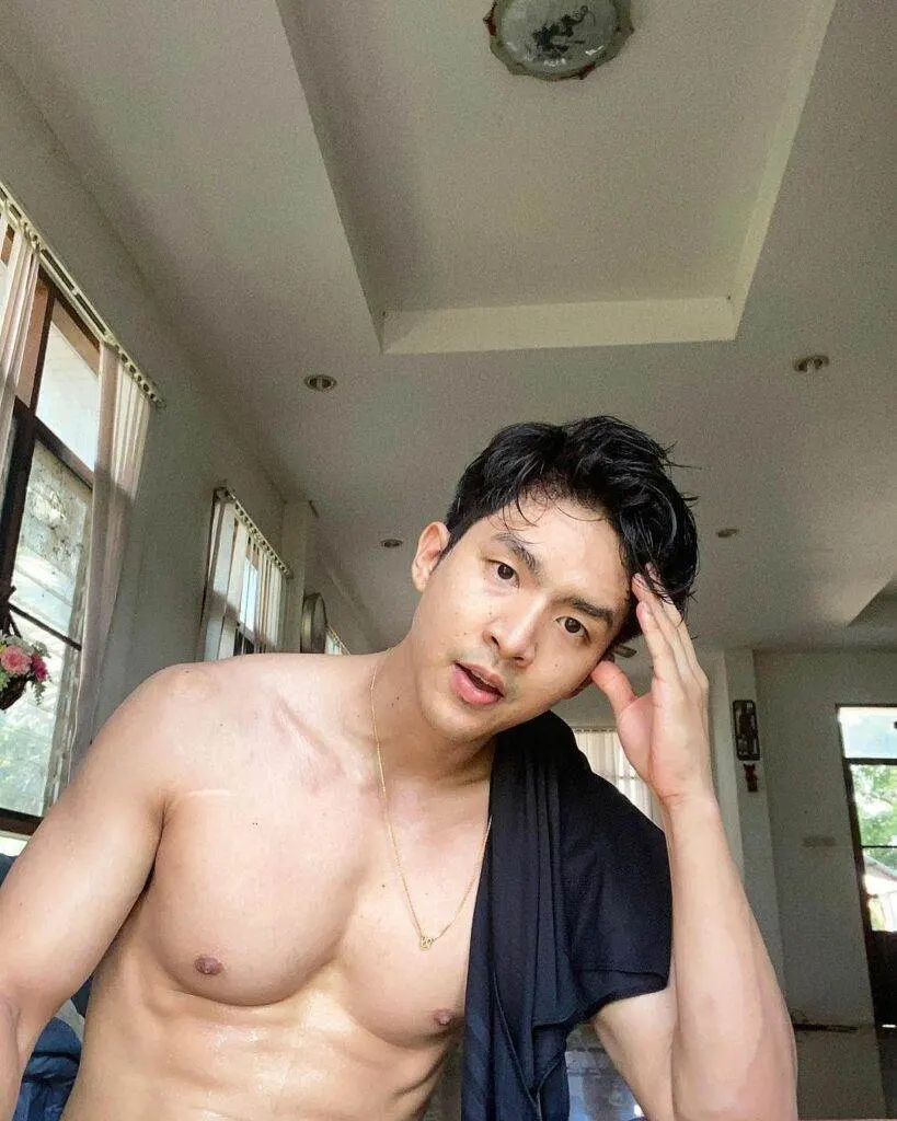 ชวนกระดกลิ้น
