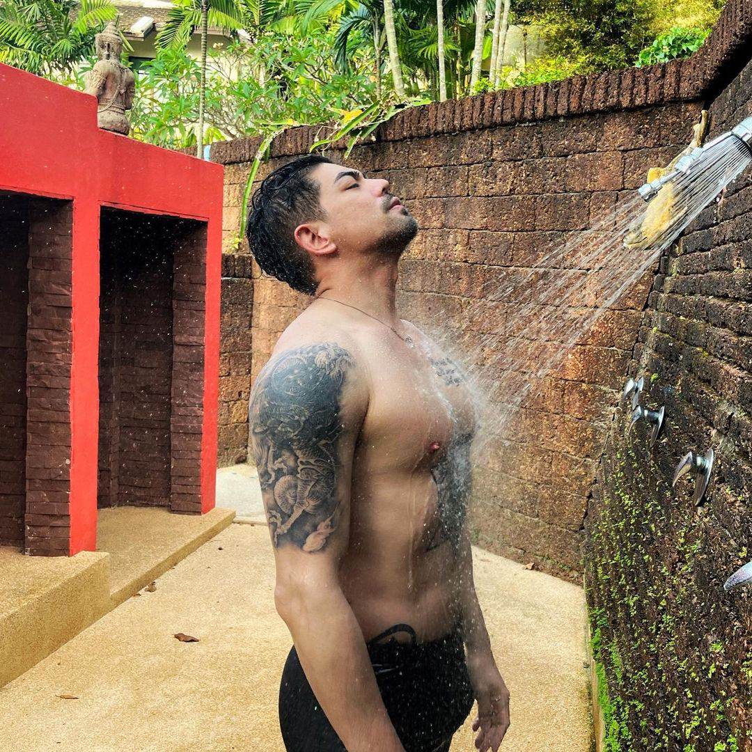 ชวนกระดกลิ้น