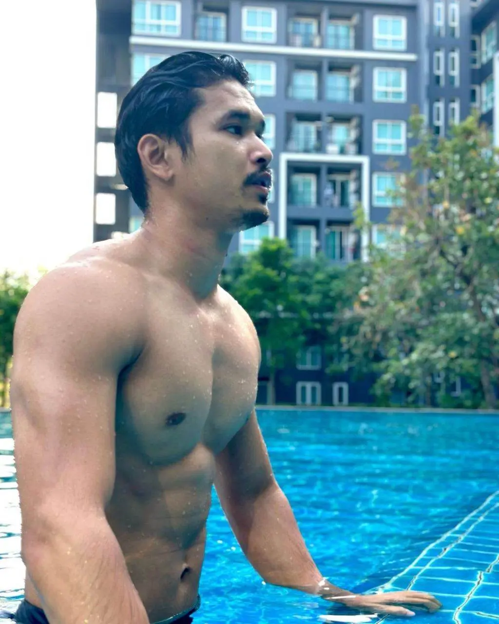 ตกหลุมรักนักกล้าม