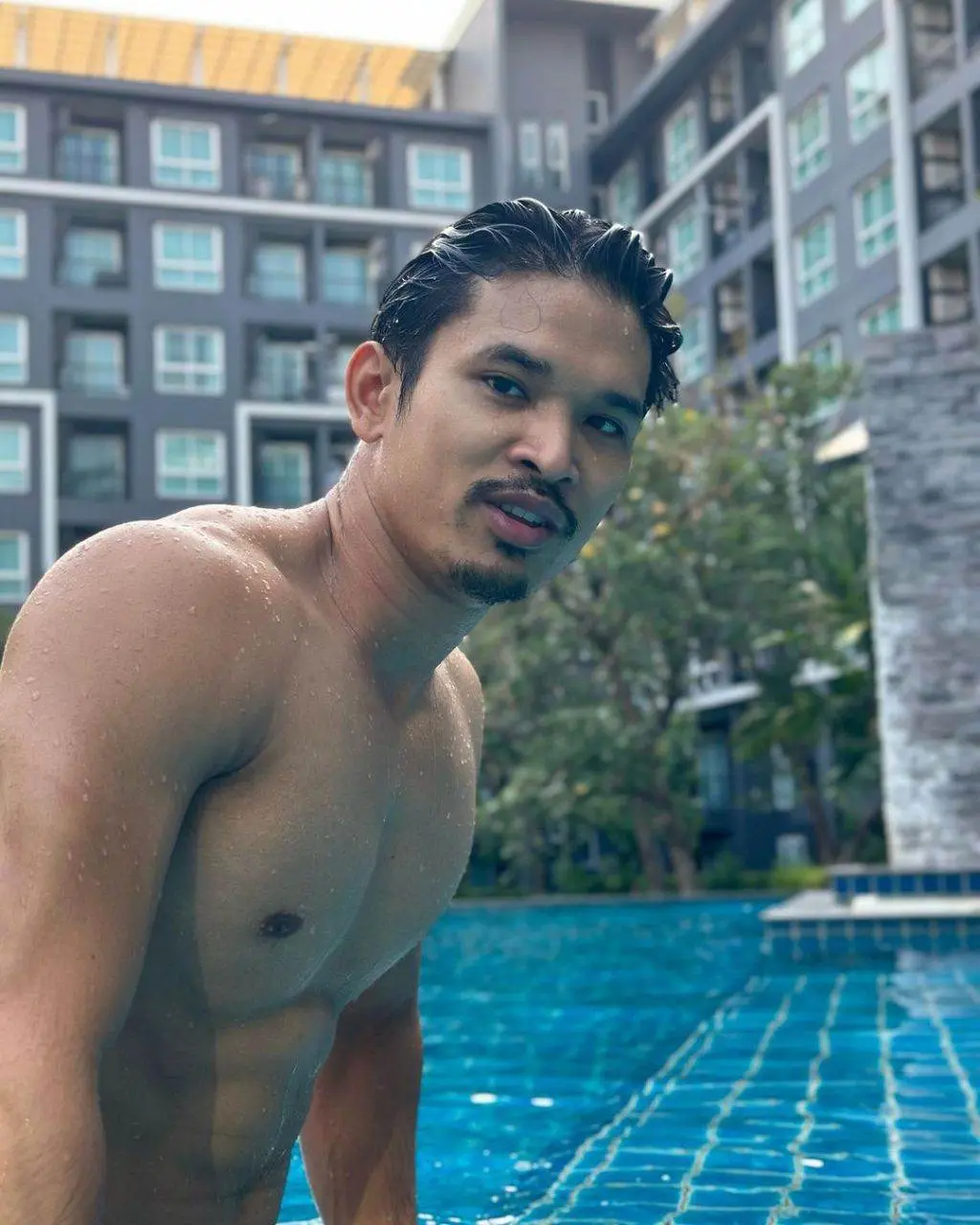 ตกหลุมรักนักกล้าม
