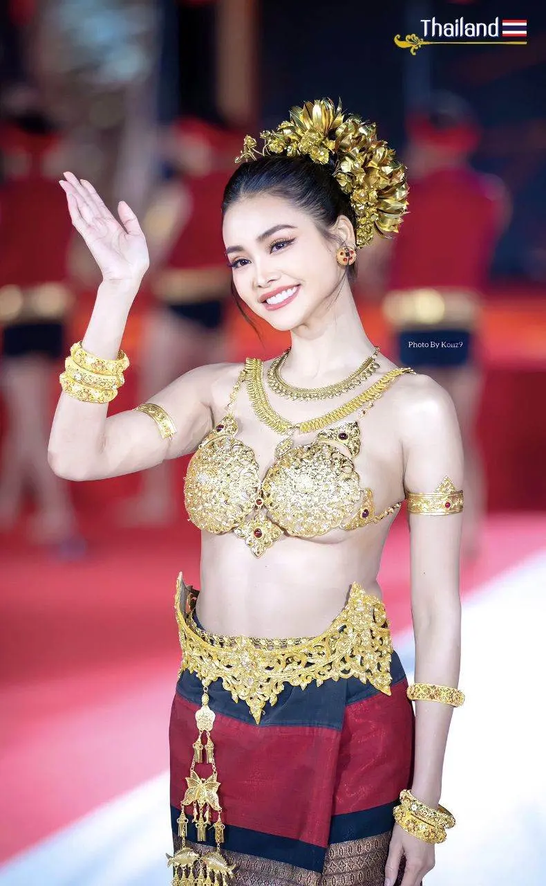 🇹🇭 THAILAND 2023 | Lanna Traditional Dance by Engfa Waraha: Miss Grand Thailand 2022