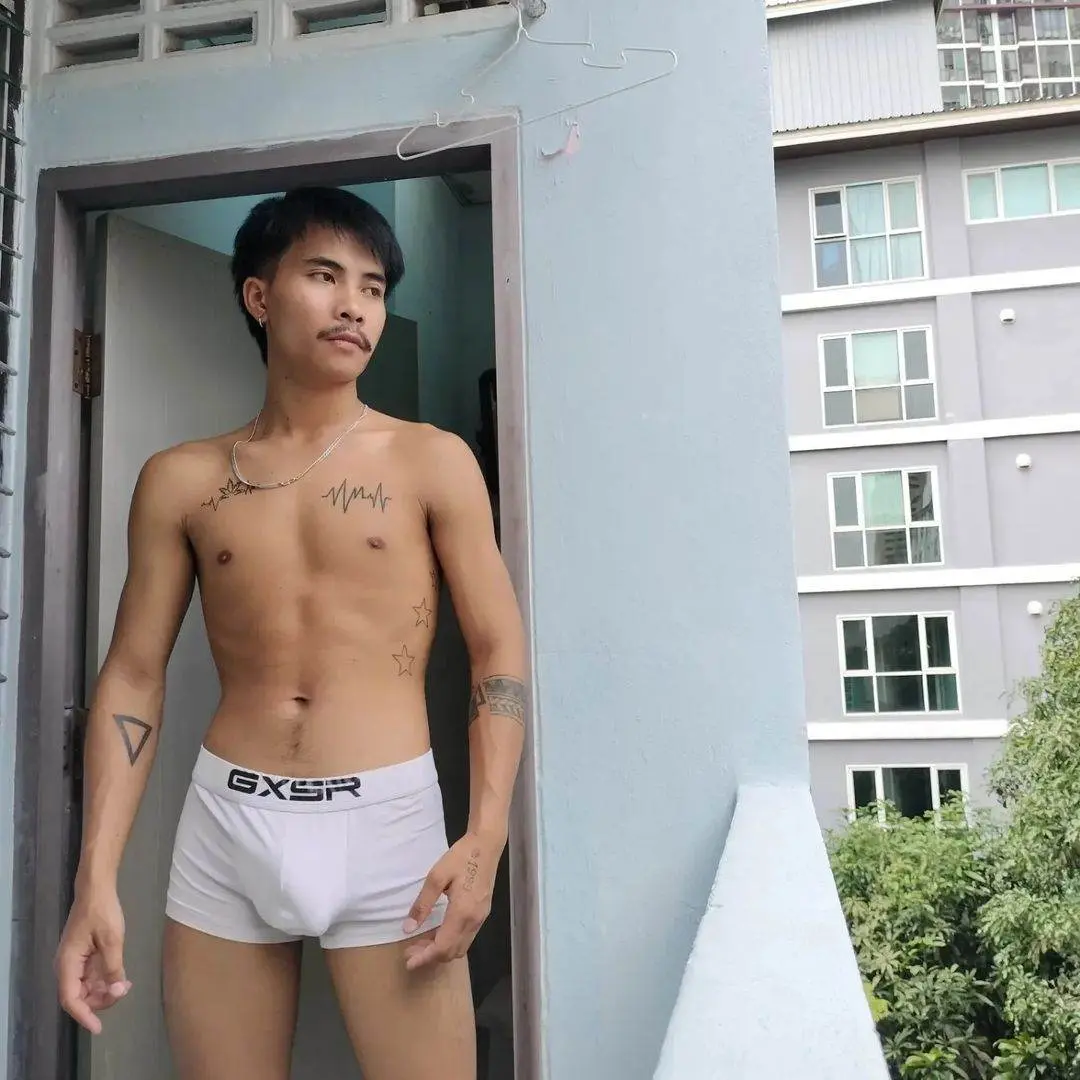 ผู้ชายบ้านๆอูมๆ