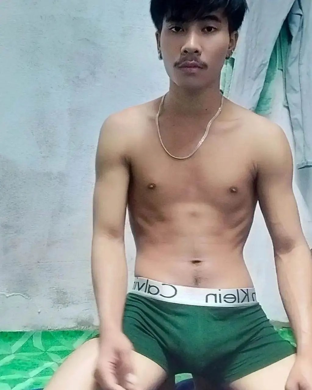 ผู้ชายบ้านๆอูมๆ